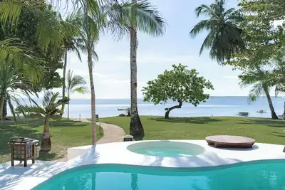 Image de Luxury Eco Villa with Private Beachfront & Pool