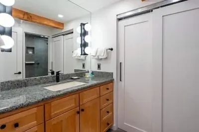 Image de 1 Bedroom Centrally Located By The Little Nell!