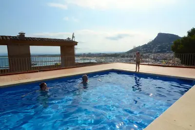 Image de Studio en Espagne avec Plage & Piscine