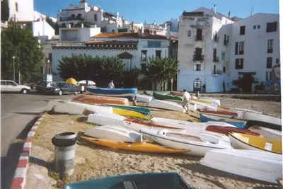 Image de 'Villa Rubia' luxurious beachfront house-chic Mediterranean Cadaques