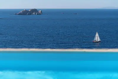 Image de Ocean Villa - Res. I: Experience the Aegean Magnificence in style and privacy!