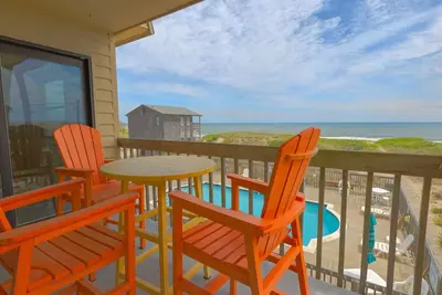 Image de A Beach Escape at Admirals View Iii 2 Bedroom Condo, Oceanfront Views with Pool Access!
