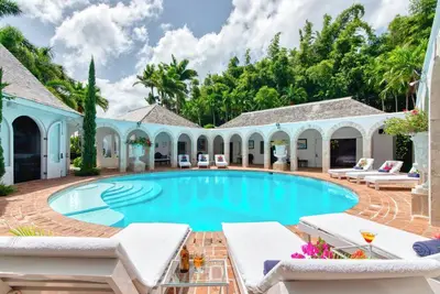 Image de Bambu Villa - Spacious Fully Staffed 5-Bedroom Villa in Montego Bay