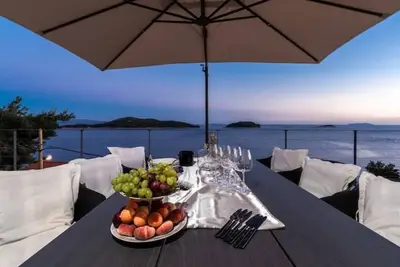 Image de Villa Desire - Three Bedroom Villa with Terrace, Sea View and Swimming pool