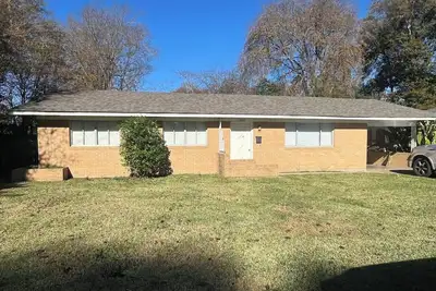 Image de Charming 3-bedroom house in the heart of Monroe La