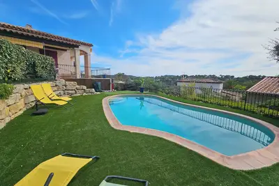 Image de Villa provençale avec piscine, pour 6 personnes, au calme