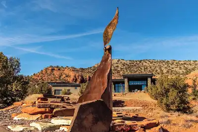 Image de Magnificent New Construction with 360 Views Surrounded by Sedona National Forest