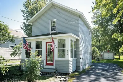 Image de Skaneateles Retreat, 1875 Charm- 3 bedrooms 2025 remodel. Walk to the brewery!
