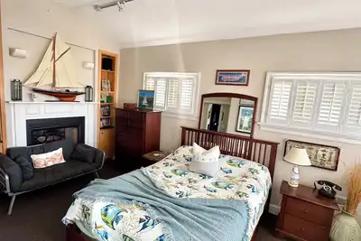 Image de Best of the beach. Penthouse, what a view. 1-bedroom, Ac in charming Salisbury