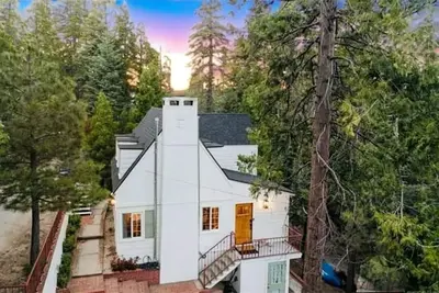Image de Cozy Cottage w/ Lake Access near Village in Lake Arrowhead