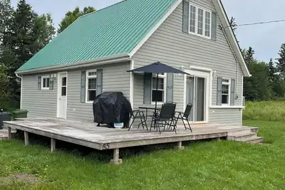 Image de Peaceful ocean view cottage in quiet area - kid friendly private beach