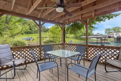 Image de Charming 3-bedroom house in Camdenton with WiFi and Ac