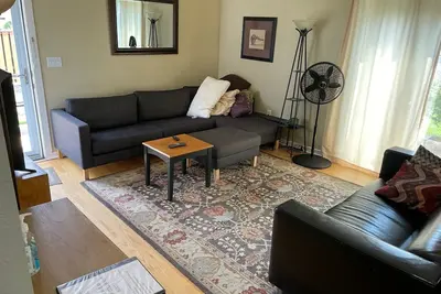 Image de 3br2ba Comfy Cozy pet friendly home in Boulder. 2 blocks from awesome dog park!