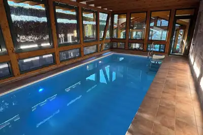 Image de Recreation in the forest - with swimming pool!