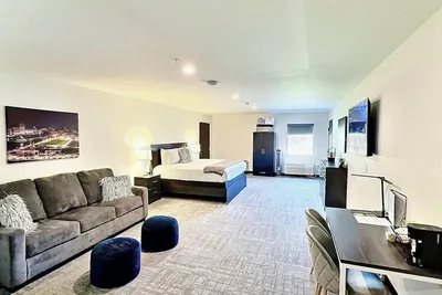 Image de By Cedar Point Sports Force Kalahari Sleeps 6!