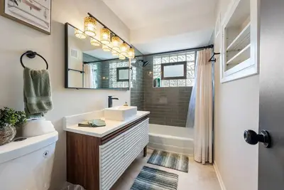 Image de Chic & Stylish 3-bedroom house in Palos Heights