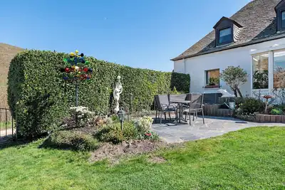 Image de Appartement \"Hildegard Von Nell\" avec jardin partagé et Wi-Fi