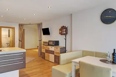 Image de Studio 'Gabl' avec vue sur les montagnes, terrasse partagée et Wi-Fi