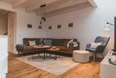 Image de \"Bente\" cozy maisonette apartment with terrace in the historic Gulfhof - Van