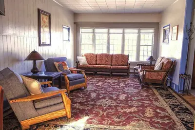Image de Charming 3-bedroom 2-Bath house in Old Town Montrose with WiFi, Ac, 55\" Smart Tv