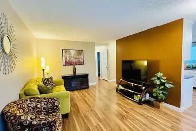 Image de Charming 3-bedroom bungalow with WiFi, Ac in tranquil Saskatoon