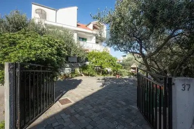 Image de Appartement d'une chambre avec air conditionné Pirovac, Sibenik (A-22567-d)