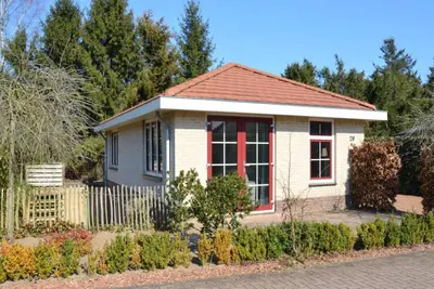 Image de Villa spacieuse à la lisière de la forêt