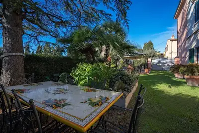 Image de Ely Apartment In Villa, Wifi, Terricciola, Pisa