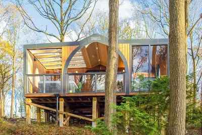 Image de Honeysuckle Treehouse