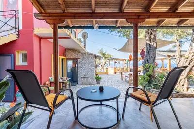 Image de Studio 'With Sea View 2' avec vue sur la mer, Wi-Fi et climatisation