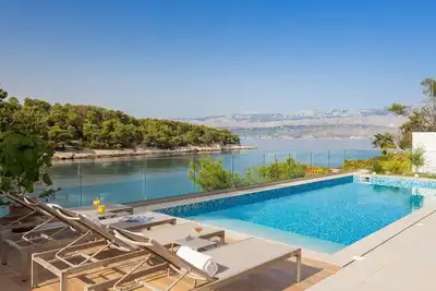 Image de Maison de vacances privée avec piscine privée, Wifi, climatisation, Tv, terrasse, animaux admis