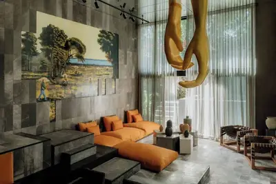 Image de Barneys New York | Designer Residence - Yellow