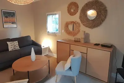 Image de T3 moderne avec jardin, terrasse, plage à proximité, parking et WiFi à Capbreton