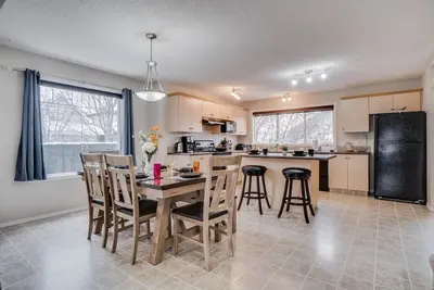 Image de Finn - 3 bedroom, Ac, Large Kitchen, Garage & Bbq