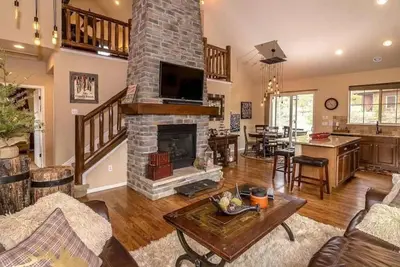 Image de Alpine Escape | Hot Tub I Mountain I Granby Ranch