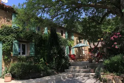 Image de Magnifique Mas Provençal - Ecrin de verdure