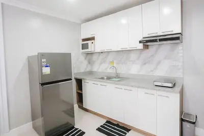 Image de 18kmp Beautiful Condo beside Mactan Newton