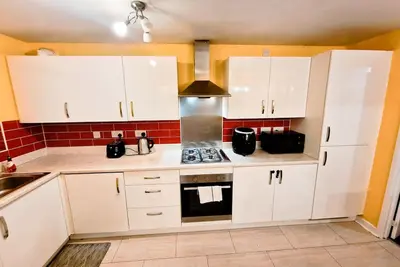 Image de Elegant & Luxurious Dream Home by Lfc Stadium