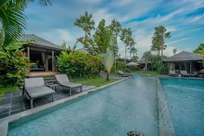 Image de Spacious, 10 Bedroom Villa near Canggu Area