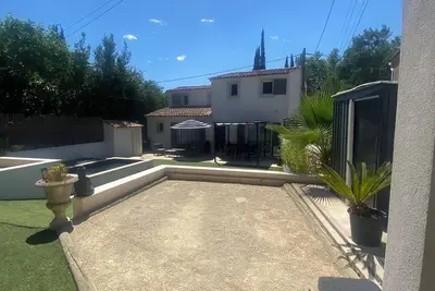 Image de Villa avec piscine dans un joli village en Provence- à 25kms d'Aix en Provence