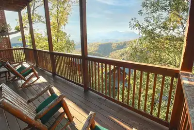 Image de Mountain Views | Hot Tub, Game Rooms + Incredible Views