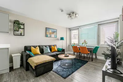 Image de Seaside & Lanes Gem | Sleeps 7 | Walk to Beach