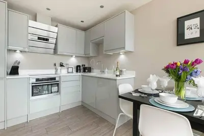 Image de Charming Lanes Hideaway | Steps to Beach & Pier