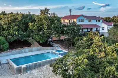 Image de Sleeps 20, Private Pool, Backyard, Luxurious Home!