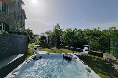 Image de Charming Oasis in Tuscany: Historic Spaces with Private Jacuzzi