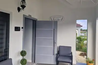 Image de \n\nFairway Estate Drax Hall. 10 mins to Ochi. 4 beds 3 bath house. Private Beach