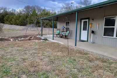 Image de Peaceful, fully appointed 2-bedroom cottage with WiFi.