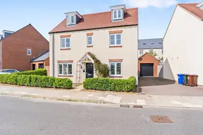 Image de Luxury 5 bed House with Hot-tub near Bicester Village