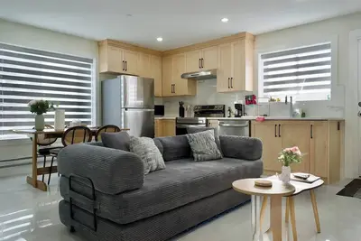 Image de Cozy 3br 2ba Suite In Vancouver w/ Great Access To Transit