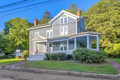 Image de Your Charming 4br Retreat Home Minutes from Casino Excitement!